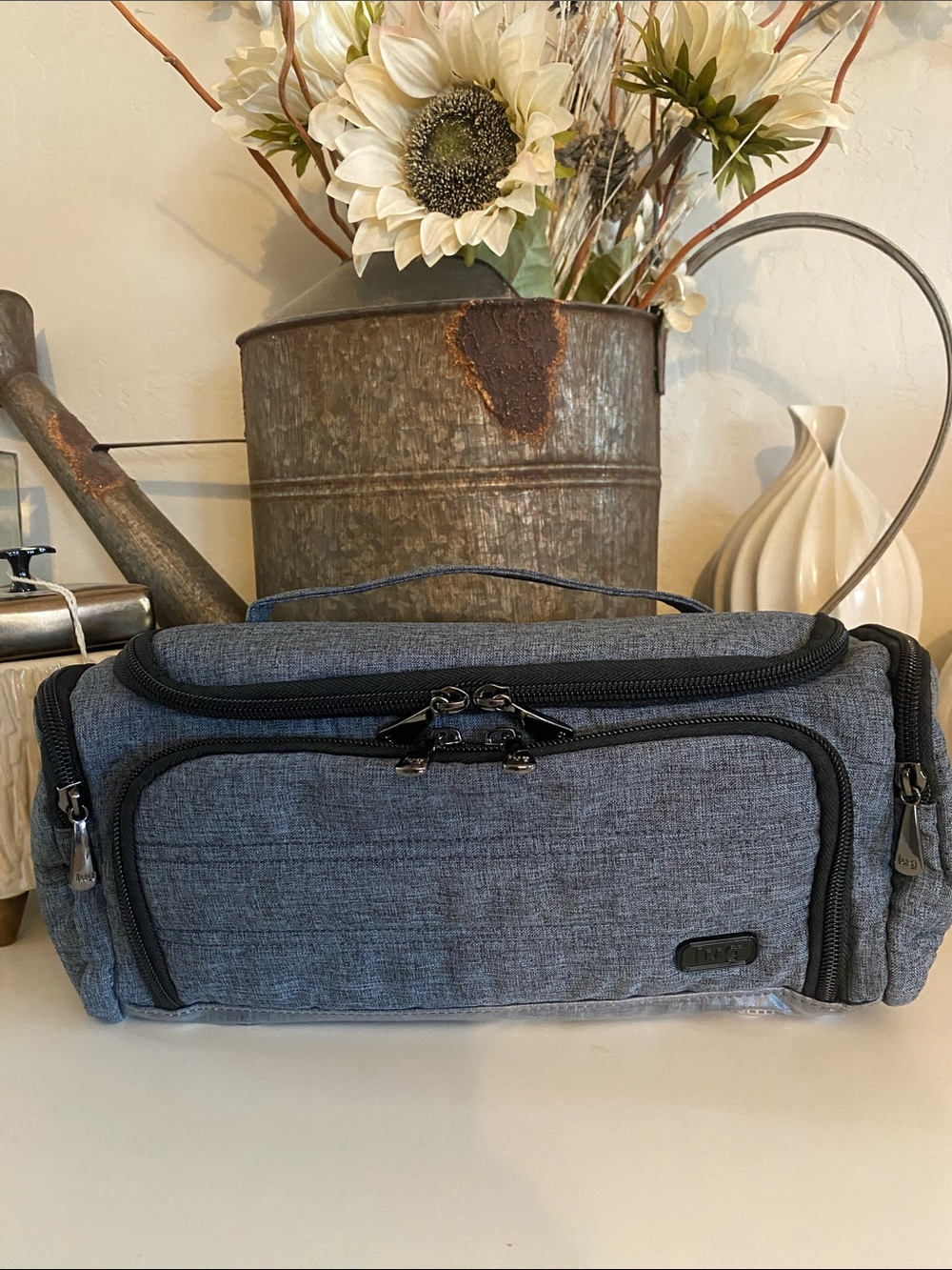 BNWNT Lug Trolley Gray Quilted Organizer